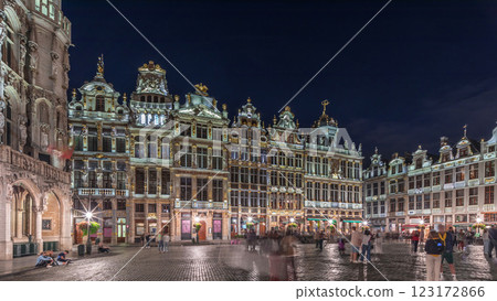 Night hyperlapse of the illuminated Grand Place Guilds facade in Brussels, Belgium. 123172866