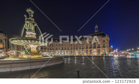 Place de la Bourse panorama and the fountains at night timelapse in Bordeaux, France. 123172928