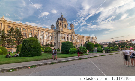 Beautiful view of famous Naturhistorisches Museum with park and sculpture timelapse hyperlapse in Vienna, Austria 123173193