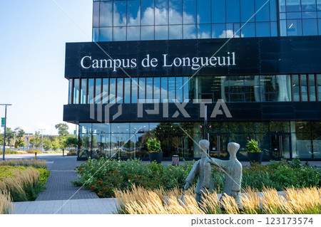 Longueuil, Quebec, Canada - August 26 2021 : Exterior of University of Sherbrooke Longueuil campus. ( Universite de Sherbrooke Campus de Longueuil ). 123173574
