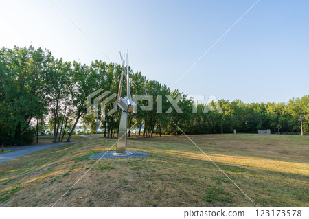 Quebec, Canada - August 26 2021 : Marie-Victorin Park (Parc Marie-Victorin) in Longueuil. This park stretching over 5.5 kilometers, situated between Route 132 highway and Saint-Lawrence River. 123173578