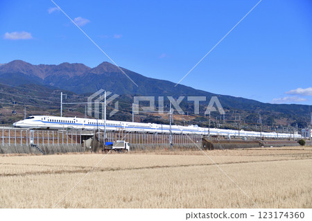 東海道新幹線 三島-新富士 JR 中央 N700S 系列 J1 編組 (東京) 希望號 光兒玉 東海道新幹線 三島-新富士 JR 中央 N700S 系列 J1 編組 (東京) 希望號 光兒玉 123174360