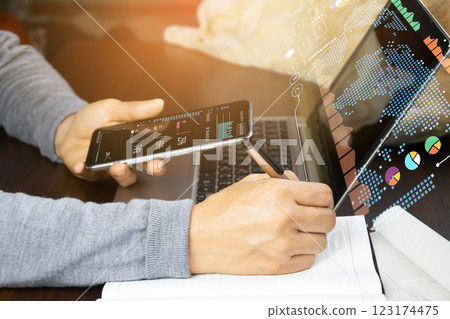 Technological concepts in data analysis and online marketing Technological concepts in data analysis and online marketing 123174475