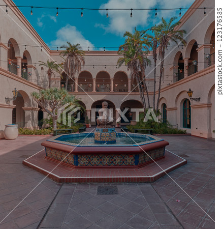 the prado restaurant,the house of hospitality building,san diego,san diego california,panama-california exposition,balboa park,balboa park san diego,usa,california,balboa,arch,architecture,art,attract 123176585