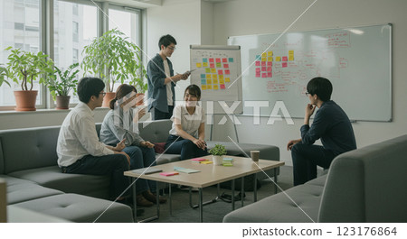 輕鬆的辦公室會議 輕鬆的辦公室會議 123176864