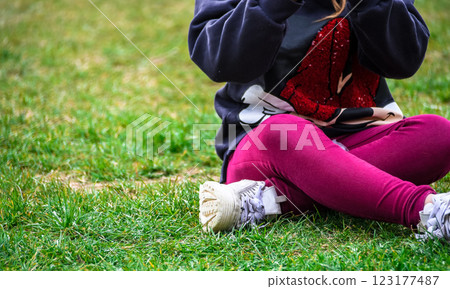 girl, people, person 123177487