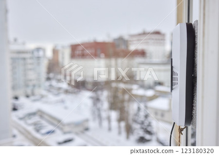 Introducing an Innovative Window Cleaning Gadget Designed Specifically for Urban Living Spaces 123180320