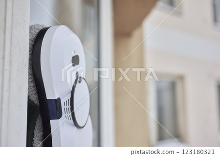 Introducing an Innovative Window Cleaning Gadget Designed Specifically for Urban Living Spaces 123180321