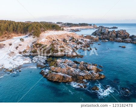 Aerial view of snow-capped Nakasuka and Tanesashi Coasts in Aomori Prefecture, Hachinohe City Aerial view of snow-capped Nakasuka and Tanesashi Coasts in Aomori Prefecture, Hachinohe City 123182478