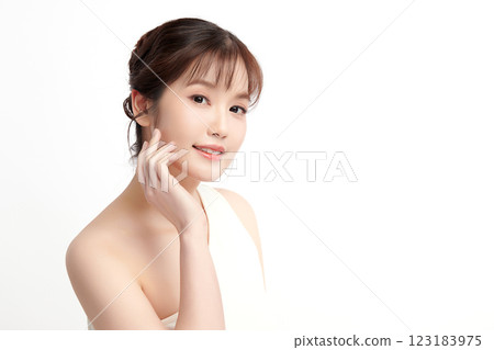 Beautiful young asian woman with clean fresh skin on white background, Face care, Facial treatment, Cosmetology, beauty and spa, Asian women portrait. 123183975