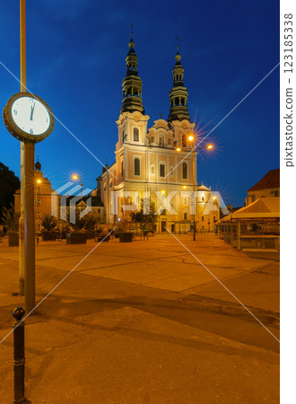 Church of Francis Seraficki at dawn Poznan Poland 123185338