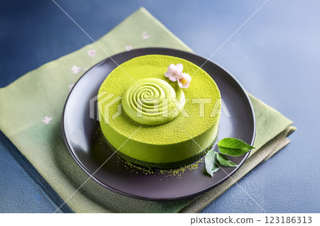 Image material of matcha cake 123186313