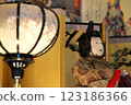 Hina dolls: Emperor and Empress dolls (male dolls) and lanterns 123186366