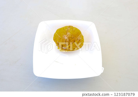 [Food] Grilled sea urchin shellfish 123187079