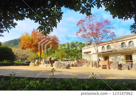 [Hiroshima Prefecture] Elephant house at Asa Zoo in Hiroshima City 123187862