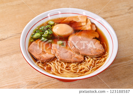 Thick cut pork noodles, Chinese noodles, and soy sauce ramen. 123188587