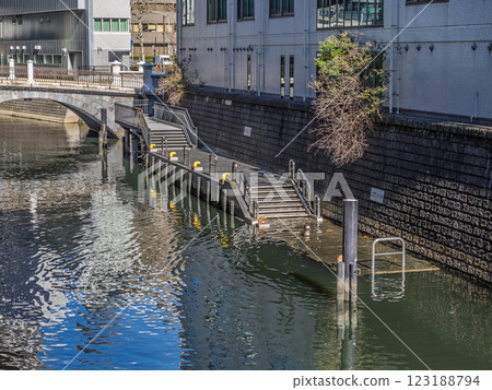 日本橋川常盤橋防災船碼頭（東京都中央區） 123188794
