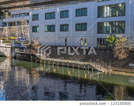 日本橋川常盤橋防災船碼頭（東京都中央區） 123188800