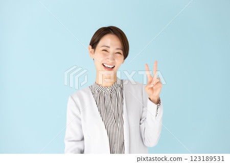 Woman Business Portrait Peace Woman Business Portrait Peace 123189531