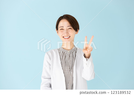Woman Business Portrait Peace Woman Business Portrait Peace 123189532