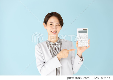 Female business portrait calculator 123189663