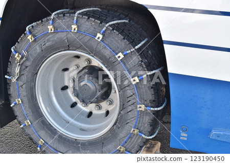 Tire with chains Tire with chains 123190450