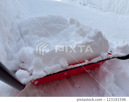 雪堆,除雪工作,冬季,大雪,鏟子,圖像 雪堆,除雪工作,冬季,大雪,鏟子,圖像 123191596