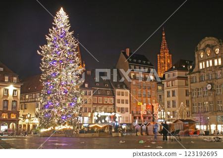Strasbourg Christmas Market 123192695