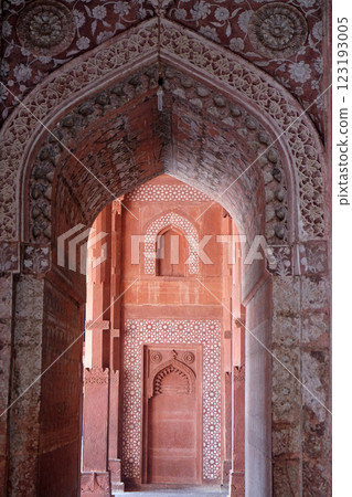 Jama Masjid Mosque in Fatehpur Sikri complex, Uttar Pradesh, India Jama Masjid Mosque in Fatehpur Sikri complex, Uttar Pradesh, India 123193005