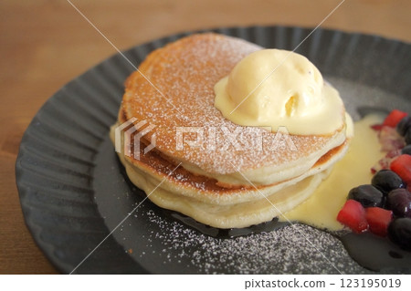 Pancakes with melted ice cream (close-up) 123195019