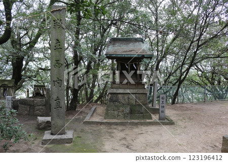 Ubushina Shrine, Utazu Town, Kagawa Prefecture Ubushina Shrine, Utazu Town, Kagawa Prefecture 123196412