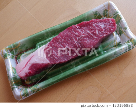 沙朗牛排  123196888