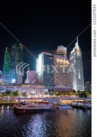 越南夜景 123197034