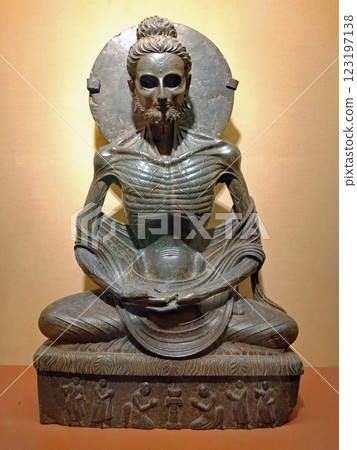 One of the treasures of Gandhara and the only nearly complete Shakyamuni Buddha in the world - Lahore Museum One of the treasures of Gandhara and the only nearly complete Shakyamuni Buddha in the world - Lahore Museum 123197138