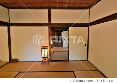 Bungo Kitsuki Castle: Replica castle tower and samurai residence 123199350