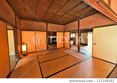 Bungo Kitsuki Castle: Replica castle tower and samurai residence Bungo Kitsuki Castle: Replica castle tower and samurai residence 123199381