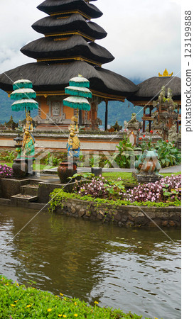Pura Ulun Danu Beratan temple balinese hindu temple on a Bedugul lake in Bali, Indonesia Pura Ulun Danu Beratan temple balinese hindu temple on a Bedugul lake in Bali, Indonesia 123199888