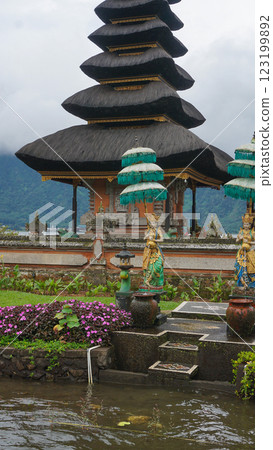 Pura Ulun Danu Beratan temple balinese hindu temple on a Bedugul lake in Bali, Indonesia 123199892