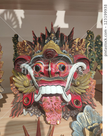 Typical souvenirs and handicrafts of Bali at the famous Ubud Market Typical souvenirs and handicrafts of Bali at the famous Ubud Market 123199938