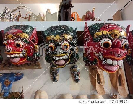 Typical souvenirs and handicrafts of Bali at the famous Ubud Market Typical souvenirs and handicrafts of Bali at the famous Ubud Market 123199943