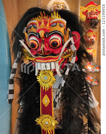 Typical souvenirs and handicrafts of Bali at the famous Ubud Market 123199958