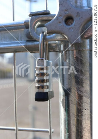 密碼掛鎖 123200719