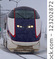 山形新幹線 雪中奔跑的翼 123202872