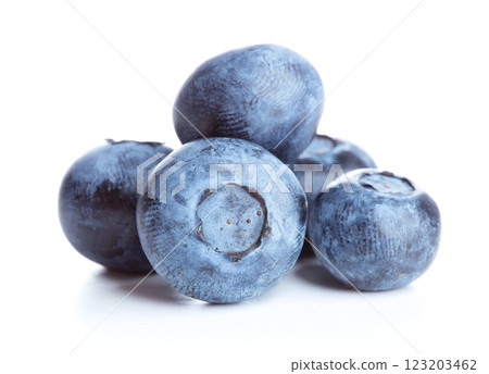 Fresh blueberries on white background 123203462