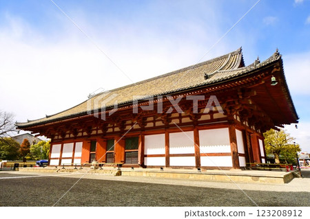 Kyoto Prefecture, Toji Temple Lecture Hall (Important Cultural Property), Kujo-cho, Minami-ku, Kyoto City, February 2022 Kyoto Prefecture, Toji Temple Lecture Hall (Important Cultural Property), Kujo-cho, Minami-ku, Kyoto City, February 2022 123208912