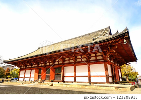Kyoto Prefecture, Toji Temple Lecture Hall (Important Cultural Property), Kujo-cho, Minami-ku, Kyoto City, February 2022 Kyoto Prefecture, Toji Temple Lecture Hall (Important Cultural Property), Kujo-cho, Minami-ku, Kyoto City, February 2022 123208913
