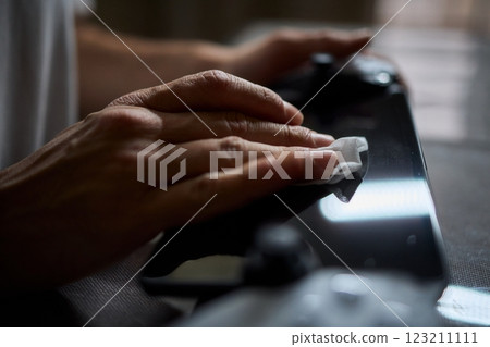 How to Effectively Clean the Screen of Your Gaming Console for Optimal Performance 123211111