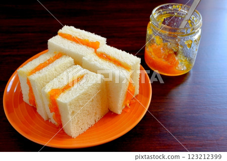 Mandarin Jam Sandwich 123212399