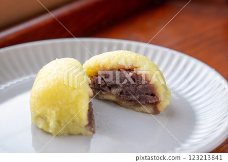 A tray of Aizu Yanaizu specialty awa manju A tray of Aizu Yanaizu specialty awa manju 123213841