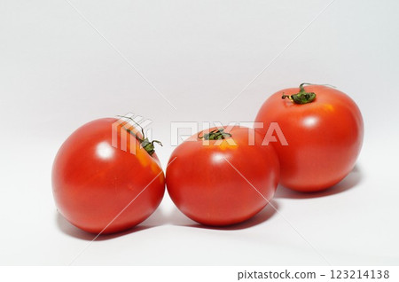 Petit tomatoes  123214138
